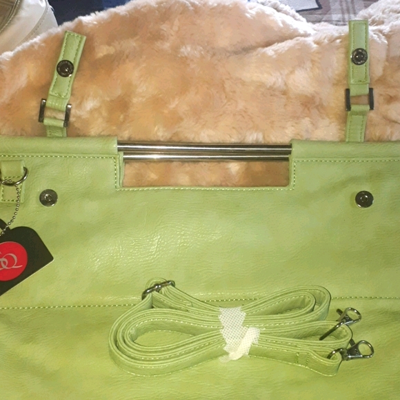 Purse - Picture 3 of 9